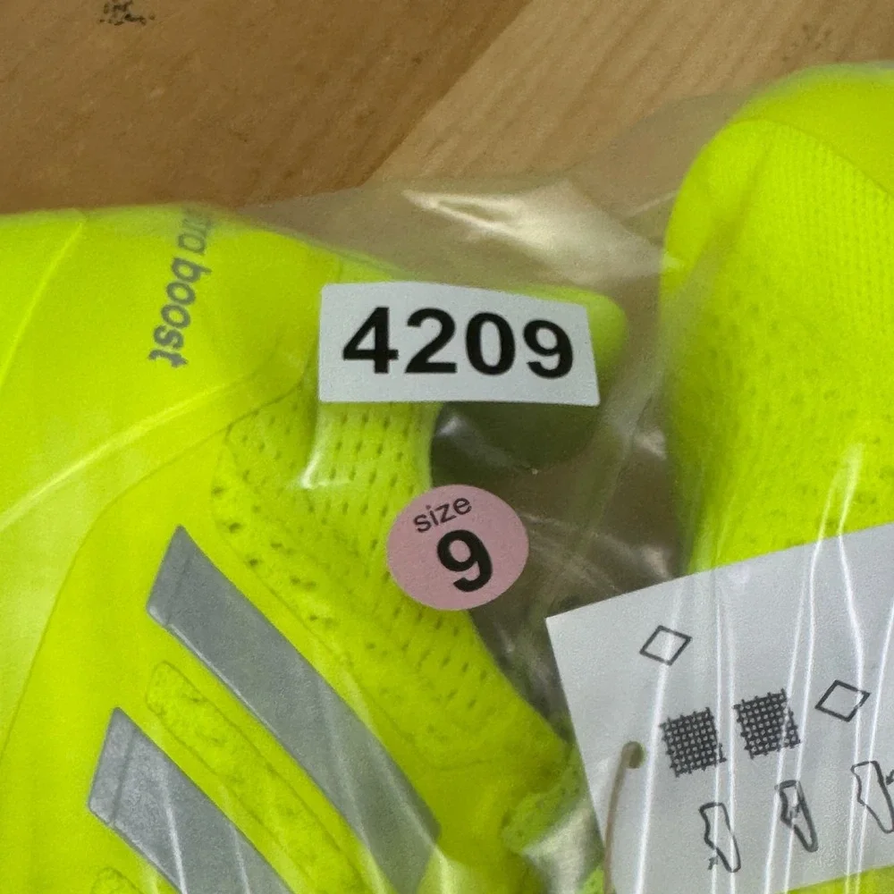 Adidas UltraBoost Football Cleats Mens Size 9 Team Solar Yellow Molded NEW